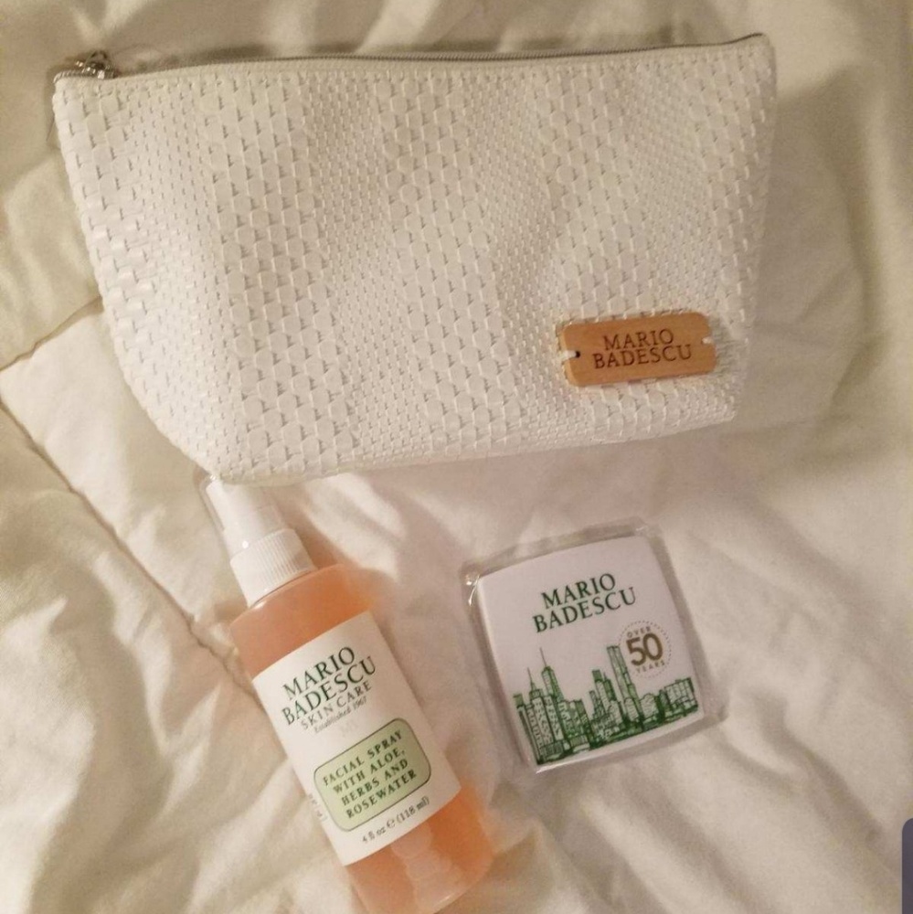 Gift Sets - Picture 3 of 4